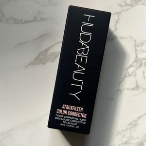 Huda beauty fauxfilter color corrector